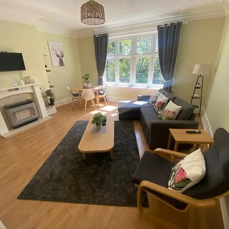 Daire Spacious Guest Flat Near Roundhay Park Leeds (West Yorkshire)
